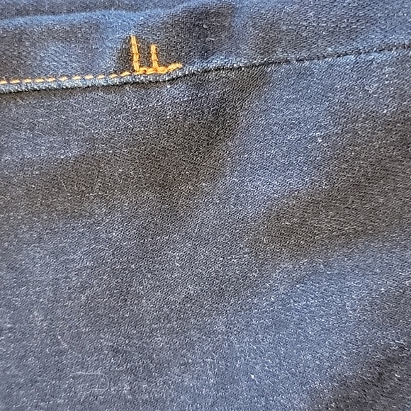 Frame Ali High Rise Cigarette Skinny Jean- 27 - Picture 9 of 13